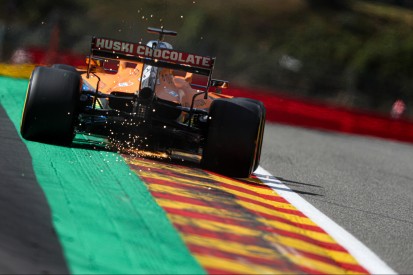 Zu viel Asphalt in Spa: Carlos Sainz wünscht sich Kies und Gras zurück