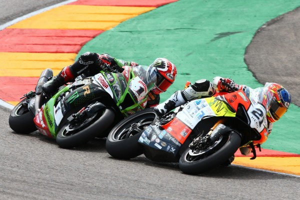 Jonathan Rea: Duell mit Rinaldi weckt Erinnerungen an Bautista auf der Ducati