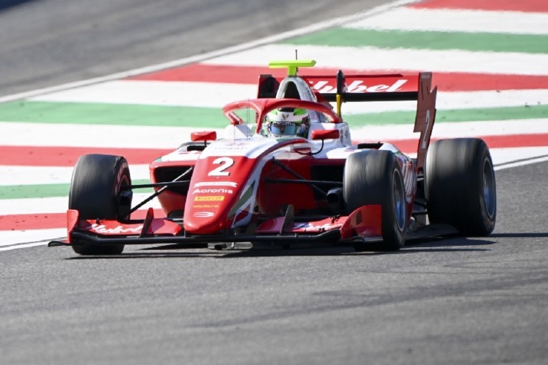 Formel 3 Mugello 2020: Vesti siegt, Titelkandidaten punktgleich