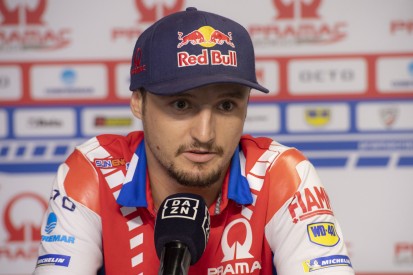 Jack Miller versteigert Fabio Quartararos Abreißvisier für einen guten Zweck