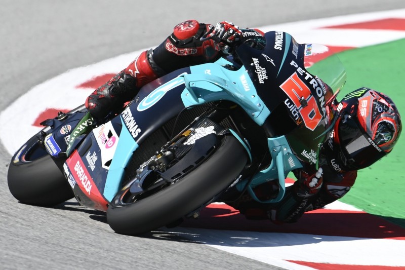 MotoGP Warm-up in Barcelona: Bestzeit und Crash von Fabio Quartararo