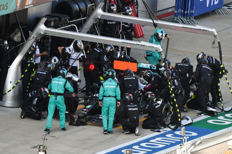 Hamilton an Mercedes: "Ich will das gar nicht mehr hören!"