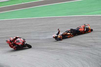 Keine KTM in den Top 10: Espargaro und Oliveira stürzen, Binder nur "Passagier"