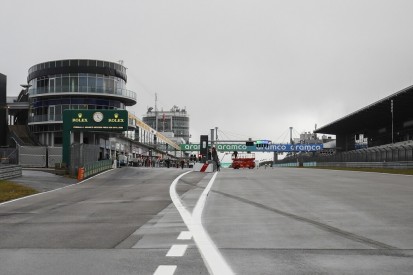 Nach Hamilton-Strafe: FIA reagiert auf Kritik, führt Bodenmarkierung ein