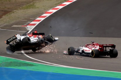 George Russell enttäuscht, aber: Mache Kimi Räikkönen keinen Vorwurf