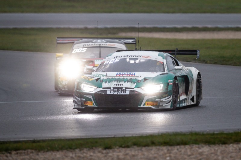 GT-Masters Lausitzring 2: Hofer/Haase gewinnen verregneten Samstagskrimi
