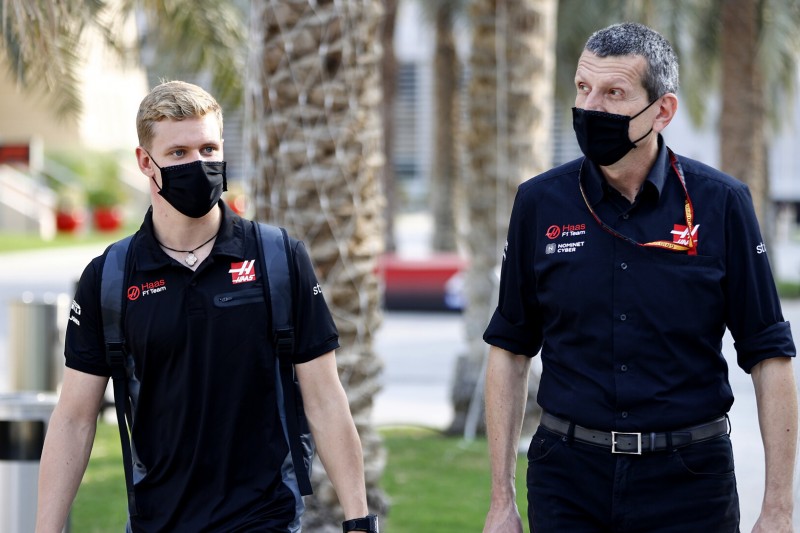 Günther Steiner: Zwei Rookies jetzt schon "auf Niveau wie Stammfahrer"