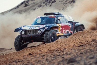 Rallye Dakar 2021: Sainz schlägt Peterhansel um wenige Sekunden