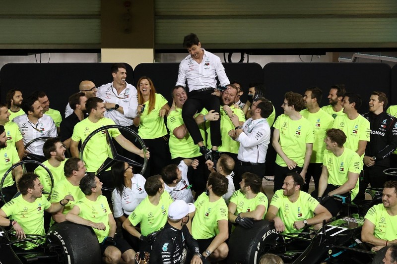 Mercedes facing "formidable" F1 '21 challenge ahead of "earthquake" changes