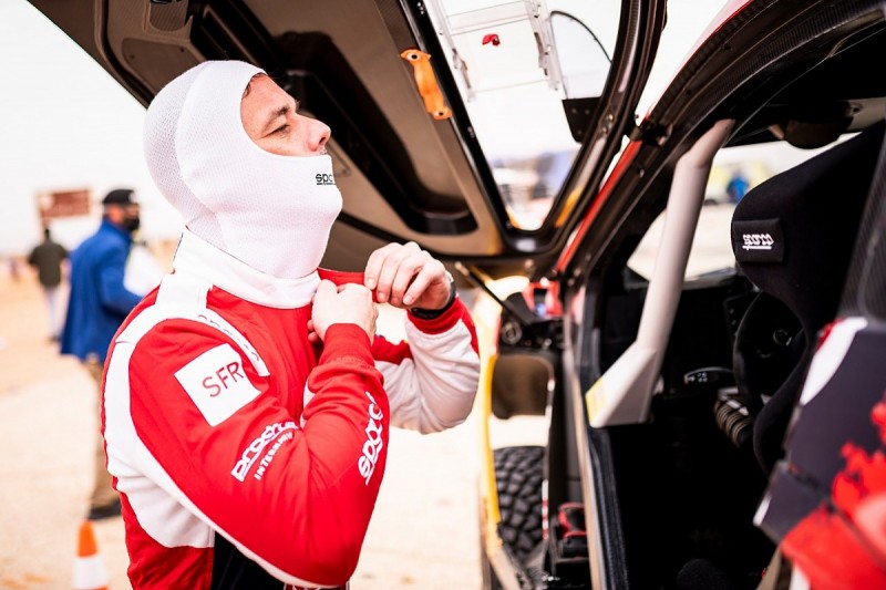 Loeb's eventful Dakar ends in retirement after Stage 8 stoppage