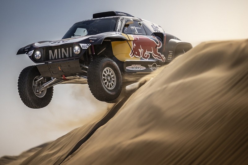 Rally legend Sainz says Dakar 2021 between Toyota and X-raid Mini