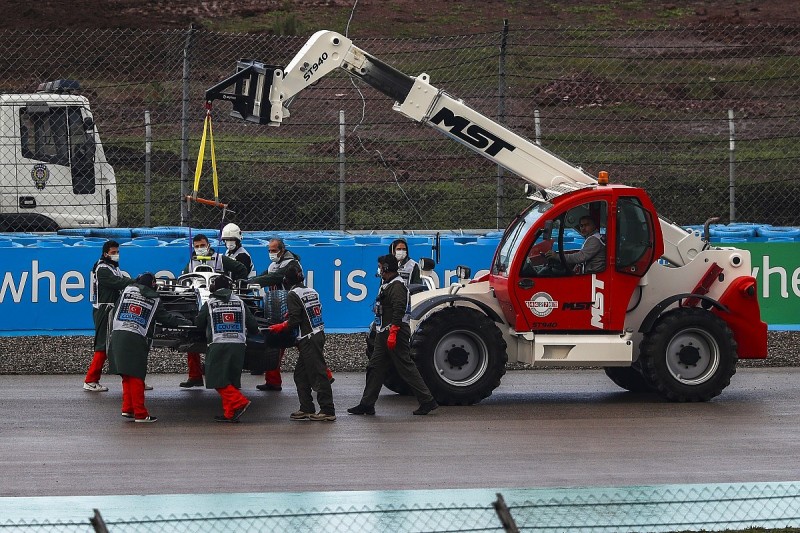 F1 drivers to discuss Turkey crane incident with Masi in Bahrain