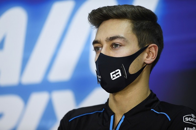 Russell admits "frustration" in not fighting other emerging F1 talents
