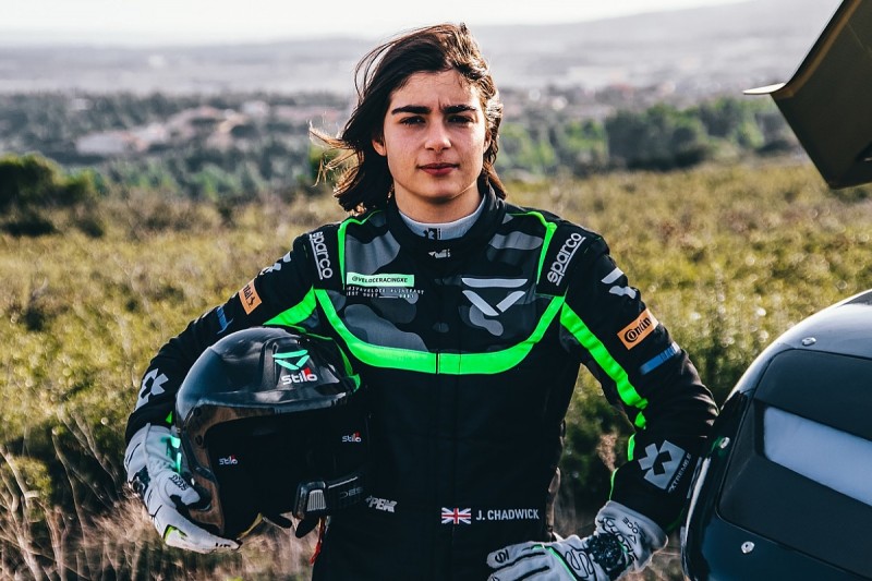 Chadwick to compete in Extreme E with Veloce Racing