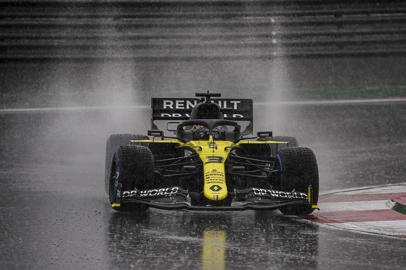Ricciardo: Low-grip F1 tracks would feel like a "robbery"