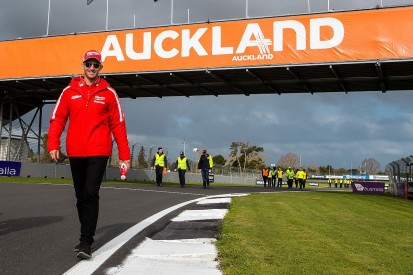 Davison feeling "massive pressure" replacing McLaughlin in Supercars