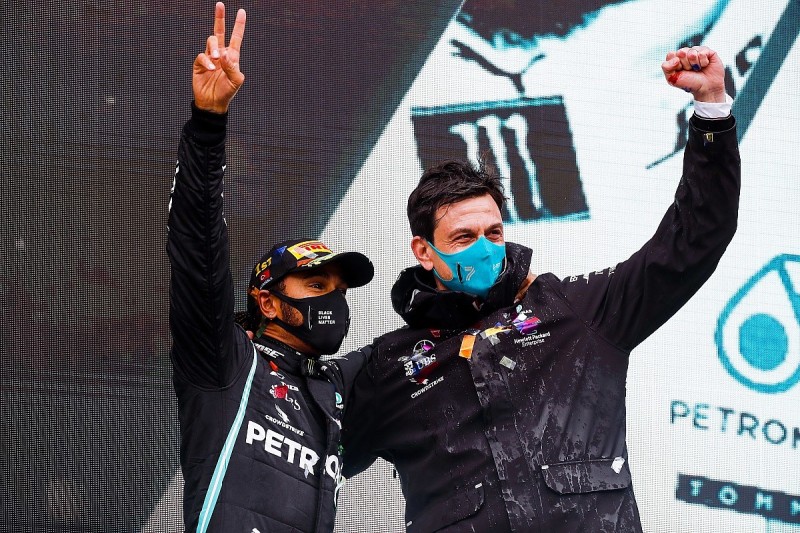 Wolff: Hamilton among all-time sporting greats with seventh F1 title