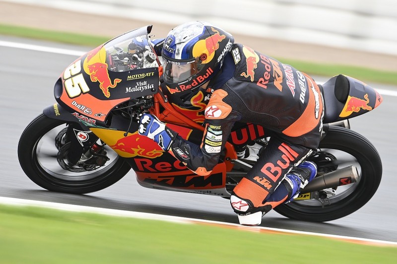 European Moto3: Fernandez wins as Arenas disqualified after early collision
