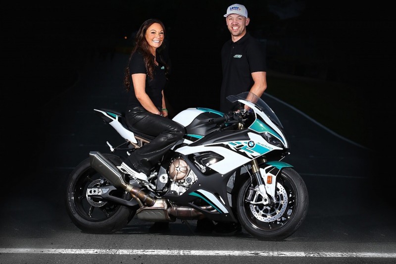 TT winner Hickman joins new FHO team for 2021