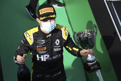 Renault juniors Lundgaard, Piastri and Zhou handed Bahrain F1 tests