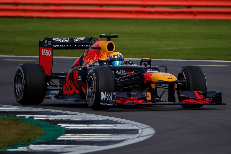 Aston Martin Autosport BRDC Young Driver of the Year Award winner Hoggard has F1 test
