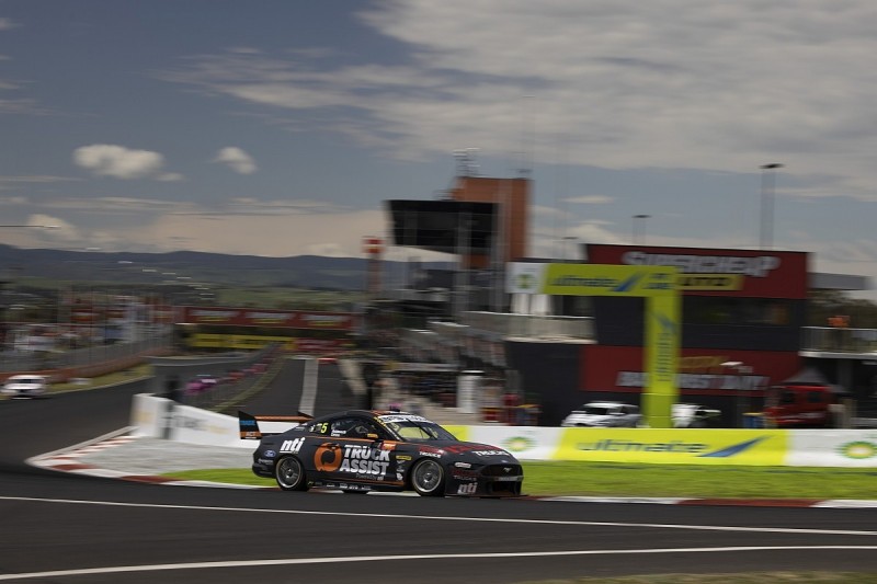 Holdsworth claims Bathurst 1000 provisional pole before rain hits