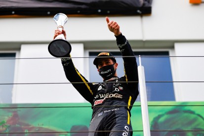 Abiteboul: Ricciardo's F1 podium tattoo bet came "after a few beers"