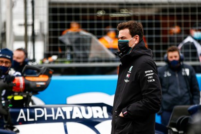 Wolff: DAS not a "game changer" for Mercedes in cold Eifel GP