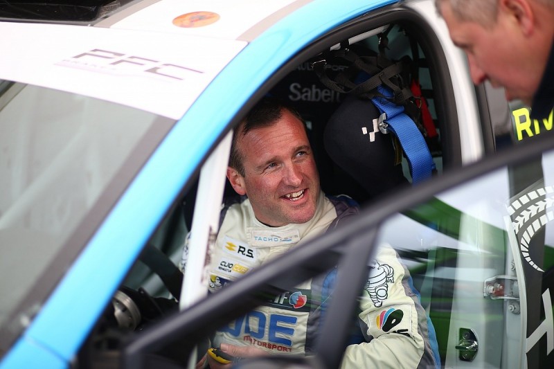 Four-time Clio champion Rivett to make BTCC debut at Snetterton