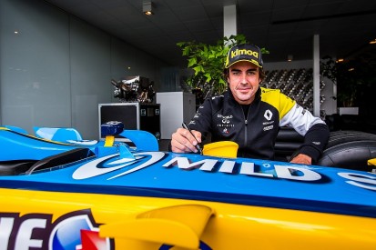 Alonso willing to help Renault with "anything they need" in F1 in 2020