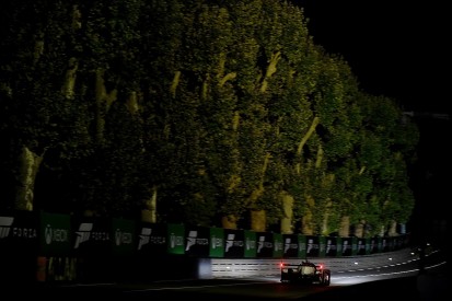 Le Mans 24 Hours: Lopez leads in #7 Toyota as night falls