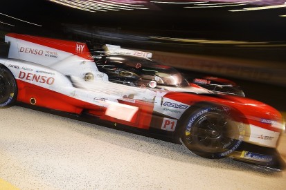 Le Mans 24 Hours: #8 Toyota takes lead at half-distance, #7 gets turbo issue
