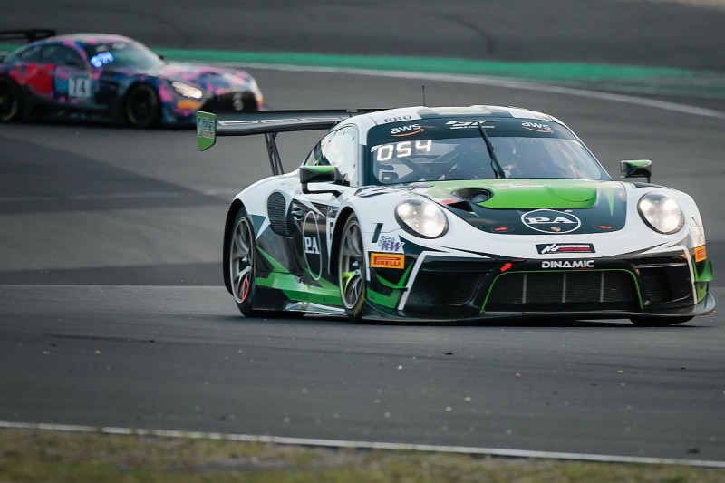 Dinamic Porsche wins GT World Challenge at Nurburgring