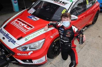 Oulton Park BTCC: Butcher nabs pole position from Cook