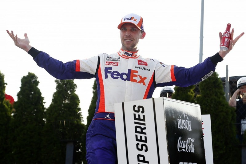 NASCAR Dover: Hamlin leads Joe Gibbs Racing 1-2-3