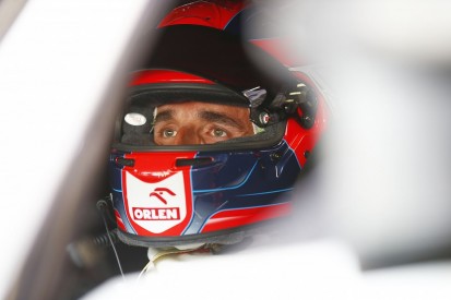 Kubica hints at 'bigger problems' after failing to score DTM points