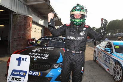 BTCC Brands Hatch R3: Oliphant soaks up Sutton pressure for maiden win