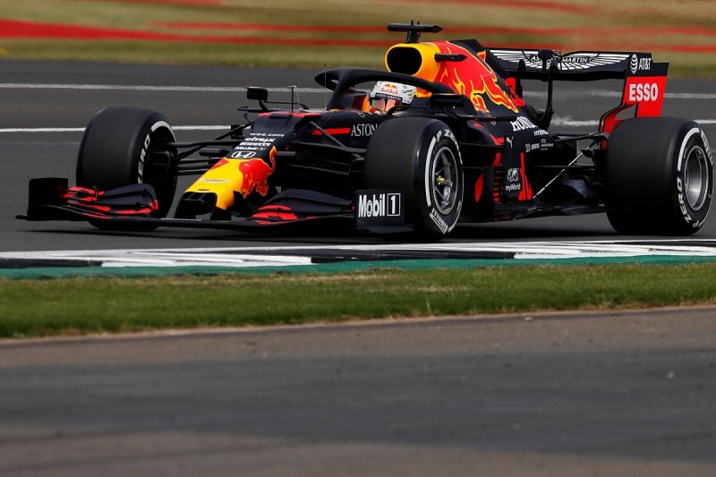 Verstappen explains call to start F1 70th Anniversary GP on hard tyre