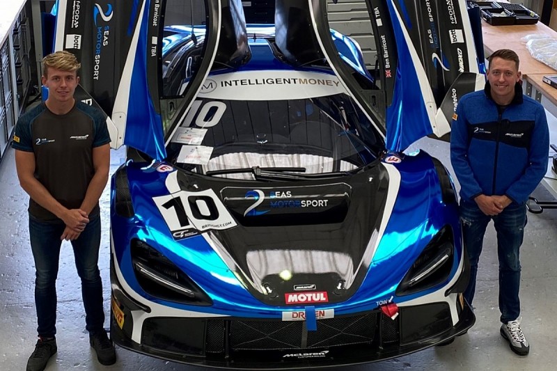 McLaren team completes reduced 21-car entry for British GT opener