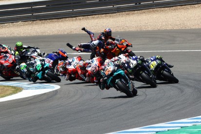 Andalusia MotoGP: Oliveira disagrees with Binder over Turn 1 clash
