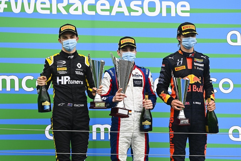 Hungary F3: Beckmann inherits race two win after Viscaal penalty