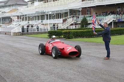 Aintree celebrates legacy of Sir Stirling Moss