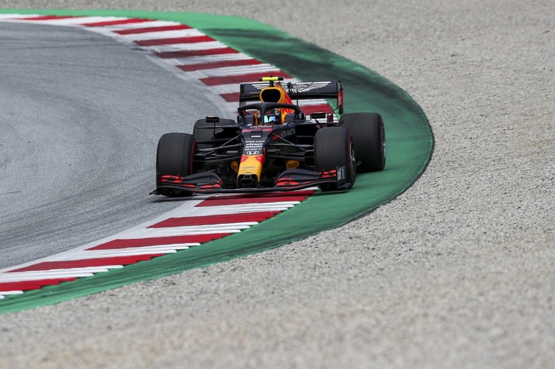 Albon: No need to panic after one difficult F1 race