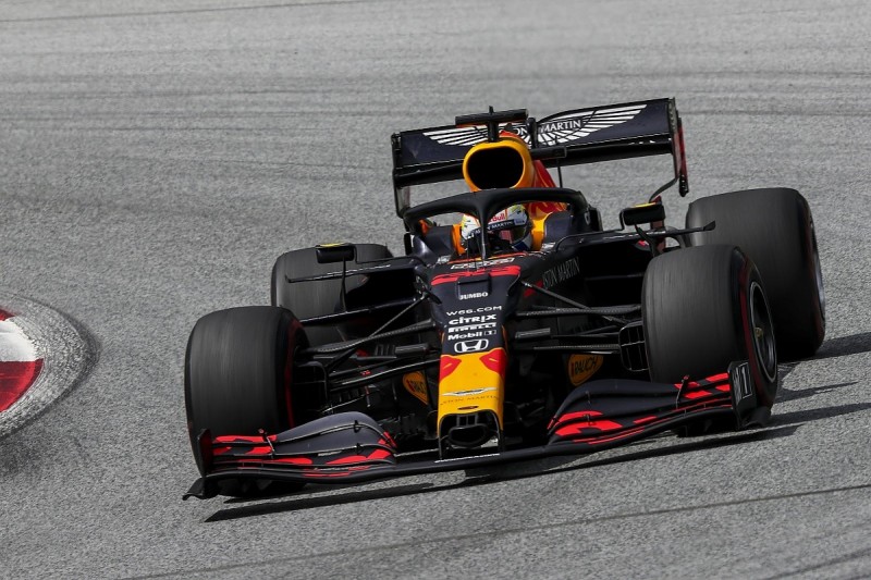 Verstappen's broken wing got stuck in bargeboard during Styrian Grand Prix