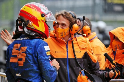 Sainz hails McLaren engineer in "stressful" Styrian GP qualifying