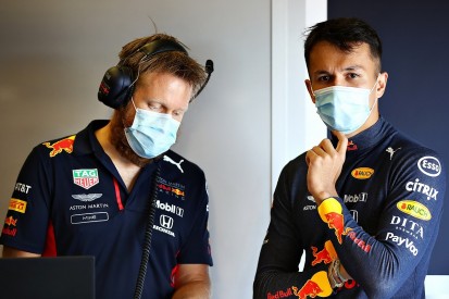 Albon: Operating with F1's COVID-19 protocols pretty seamless