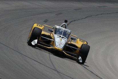 Newgarden takes pole for IndyCar opener at Texas as Sato crashes