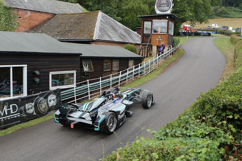 Motorsport UK issues guidelines to allow electric vehicles in national racing