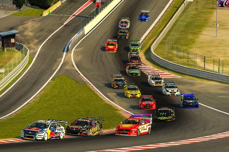 Supercars Eseries: Norris grabs podium before pit entry clash on debut