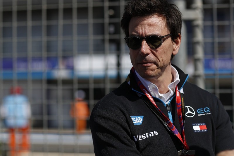 Wolff makes Aston Martin investment, committed to Mercedes F1 role